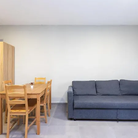Peaceful Escape, Terrace & Bbq In El Escobonal بيت للعطل