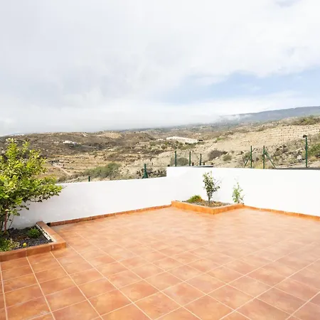 Peaceful Escape, Terrace & Bbq In El Escobonal بيت للعطل غيمار