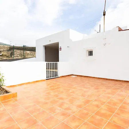 بيت للعطل Peaceful Escape, Terrace & Bbq In El Escobonal